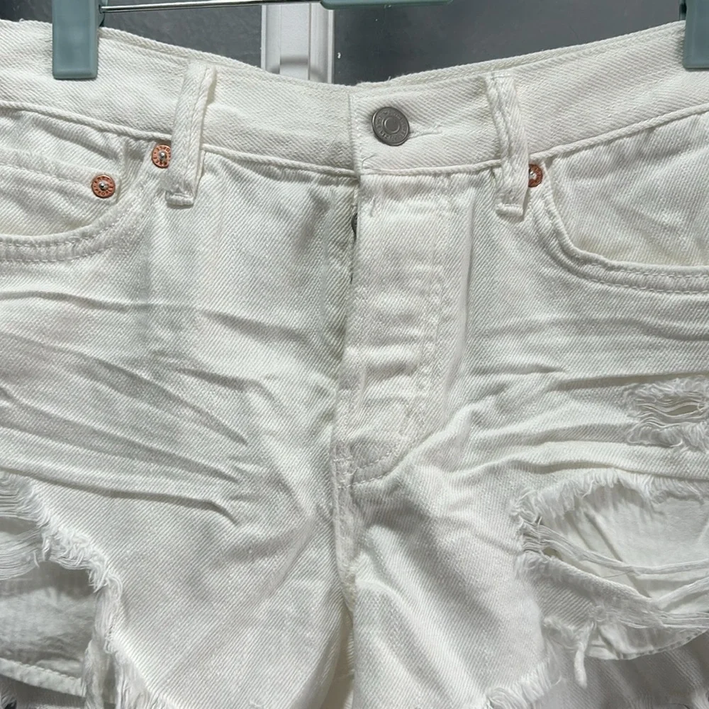 NWT Free People We The Free Living Good Vibrations White Denim Cutoff Shorts - Picture 3 of 11